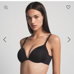 SKIMS NWT ultimate push up front closure bra - 32C black